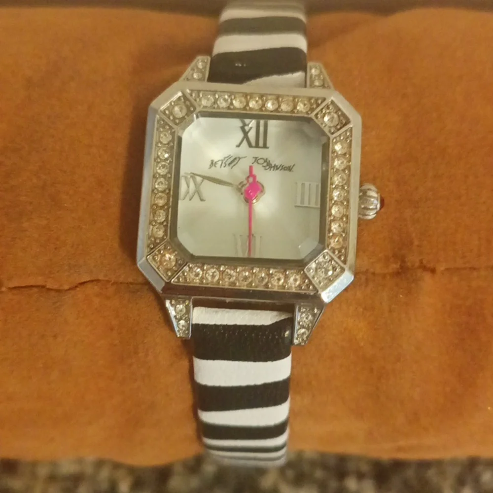 Betsey Johnson zebra print leather and crystal women's square dome glas…